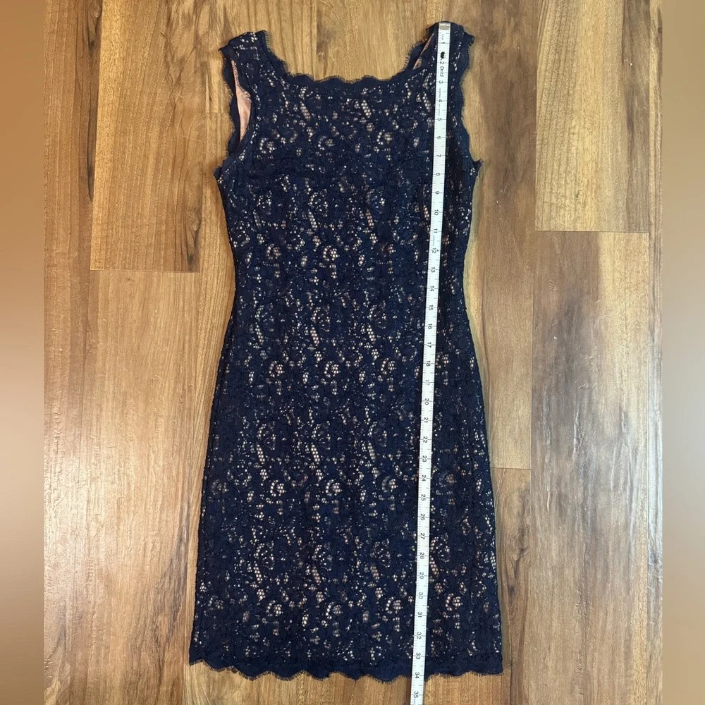 Adrianna Papell‎ Navy Lace Boat Neck Sheath Dress Size 4
